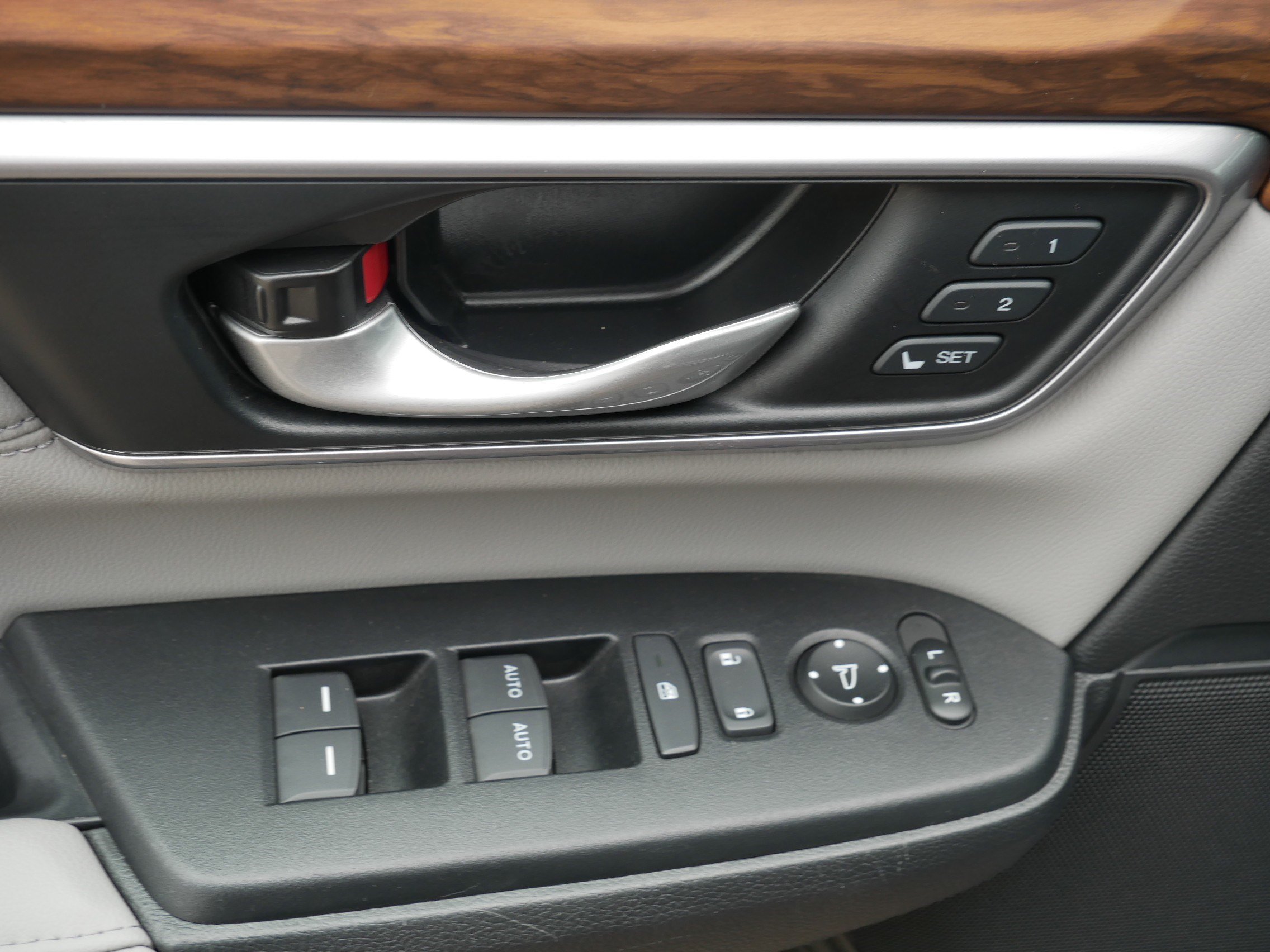Certified 2021 Honda CR-V Touring image 19