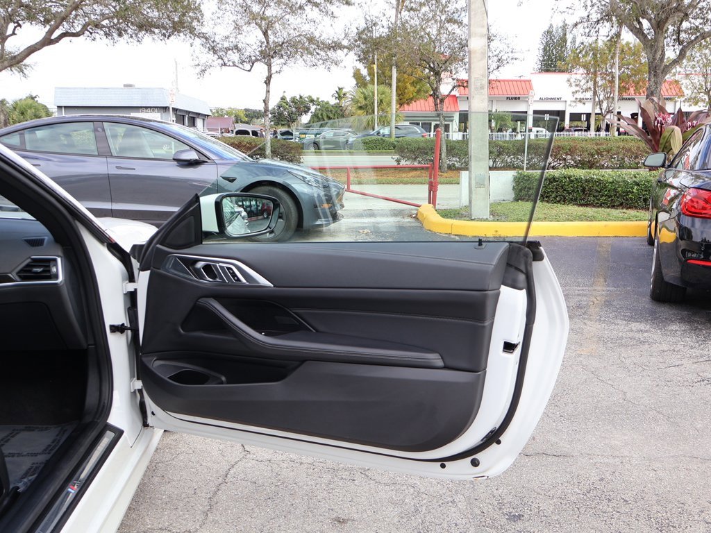 Used 2023 BMW 430i xDrive Convertible w/ M Sport Package image 23