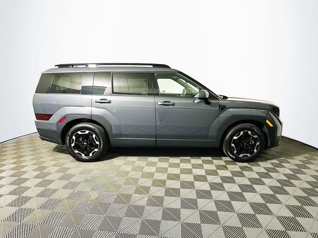 Used 2025 Hyundai Santa Fe SEL FWD image 9
