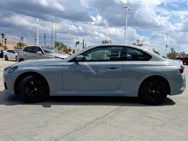 New 2026 BMW 230i xDrive Coupe w/ Premium Package AWD/4WD image 4