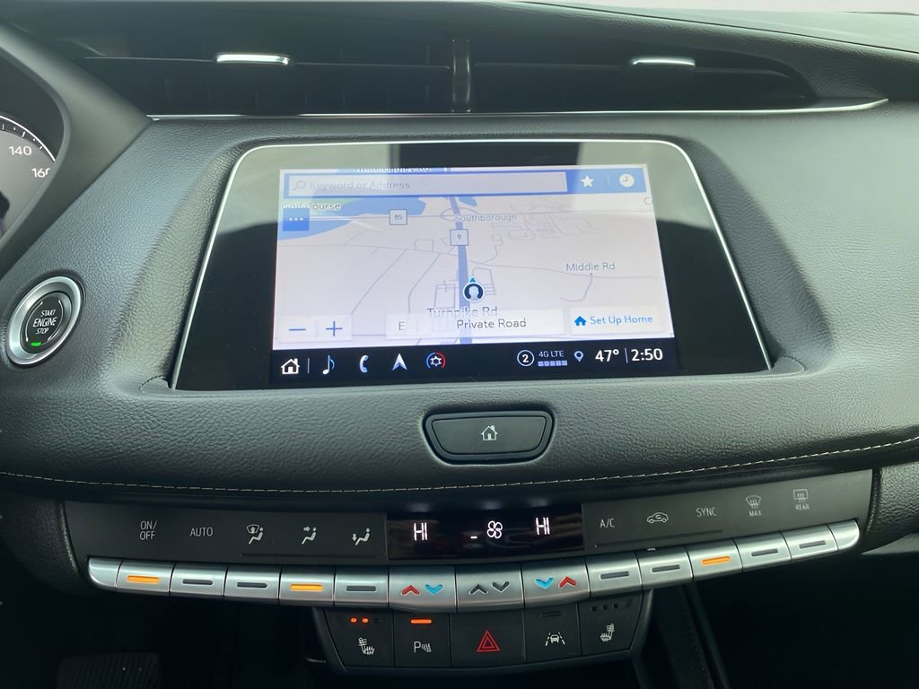 Certified 2023 Cadillac XT4 Luxury w/ Cold Weather Package image 22