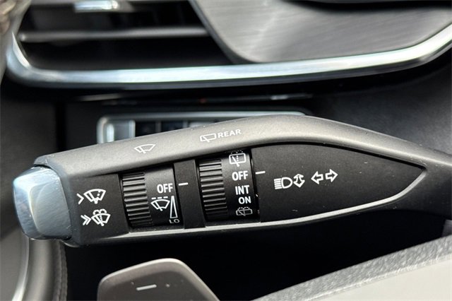 Used 2024 Buick Envision Preferred image 38