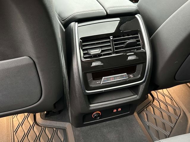Certified 2025 BMW X5 xDrive50e w/ Premium Package image 20