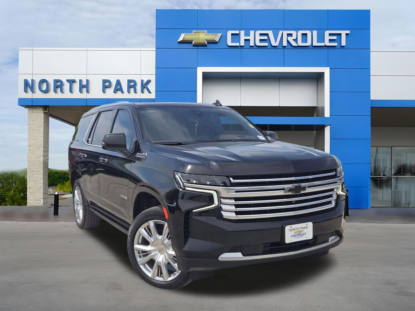 Certified 2021 Chevrolet Tahoe High Country RWD image 1