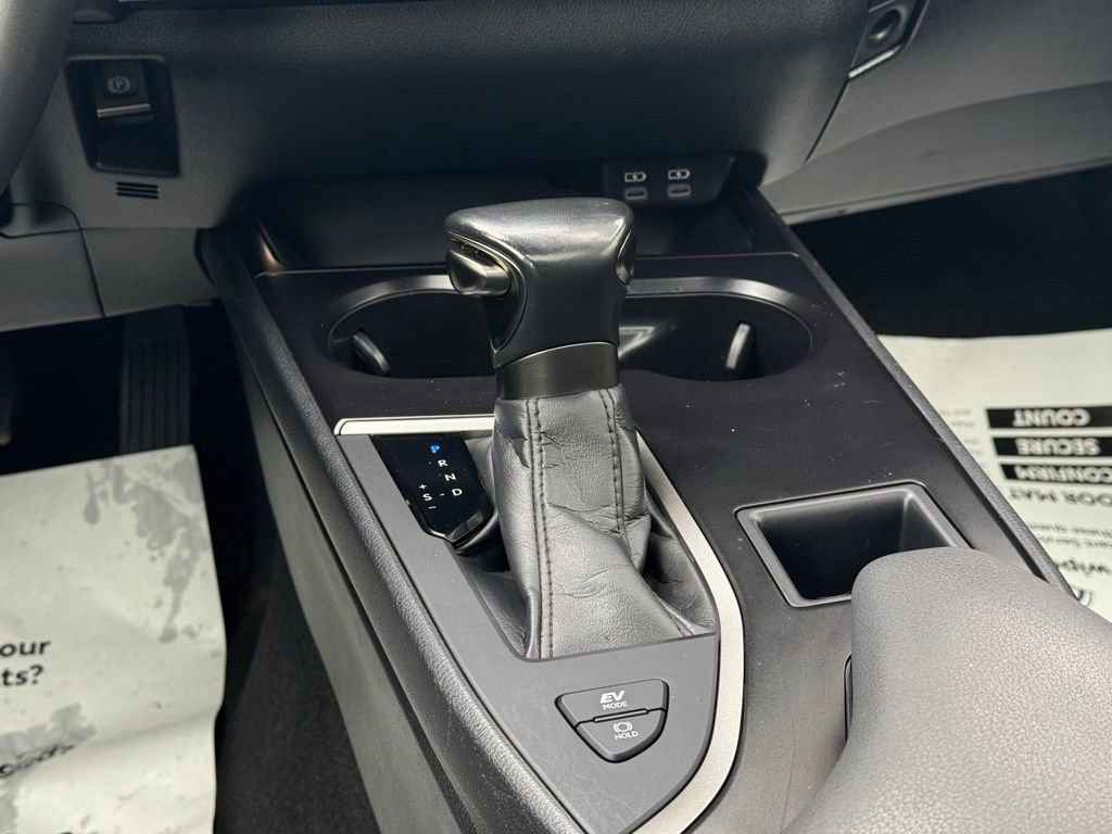 Used 2024 Lexus UX 250h AWD image 34