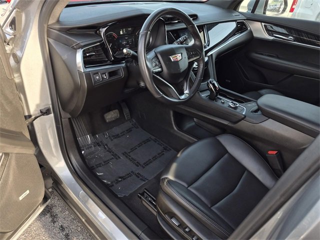 Used 2025 Cadillac XT6 Premium Luxury image 23