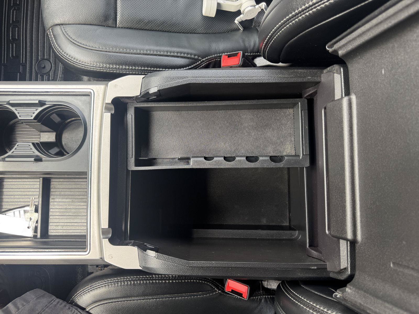 Used 2019 Ford F350 Lariat w/ Lariat Ultimate Package AWD/4WD image 26