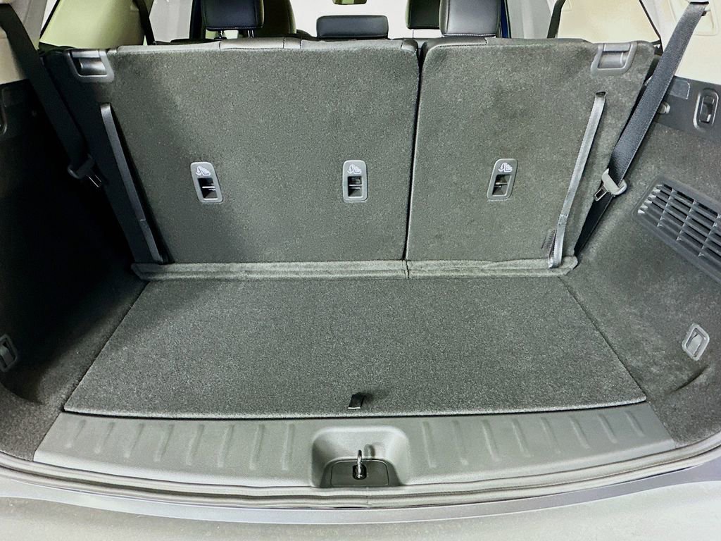 New 2026 Nissan Pathfinder SL image 34