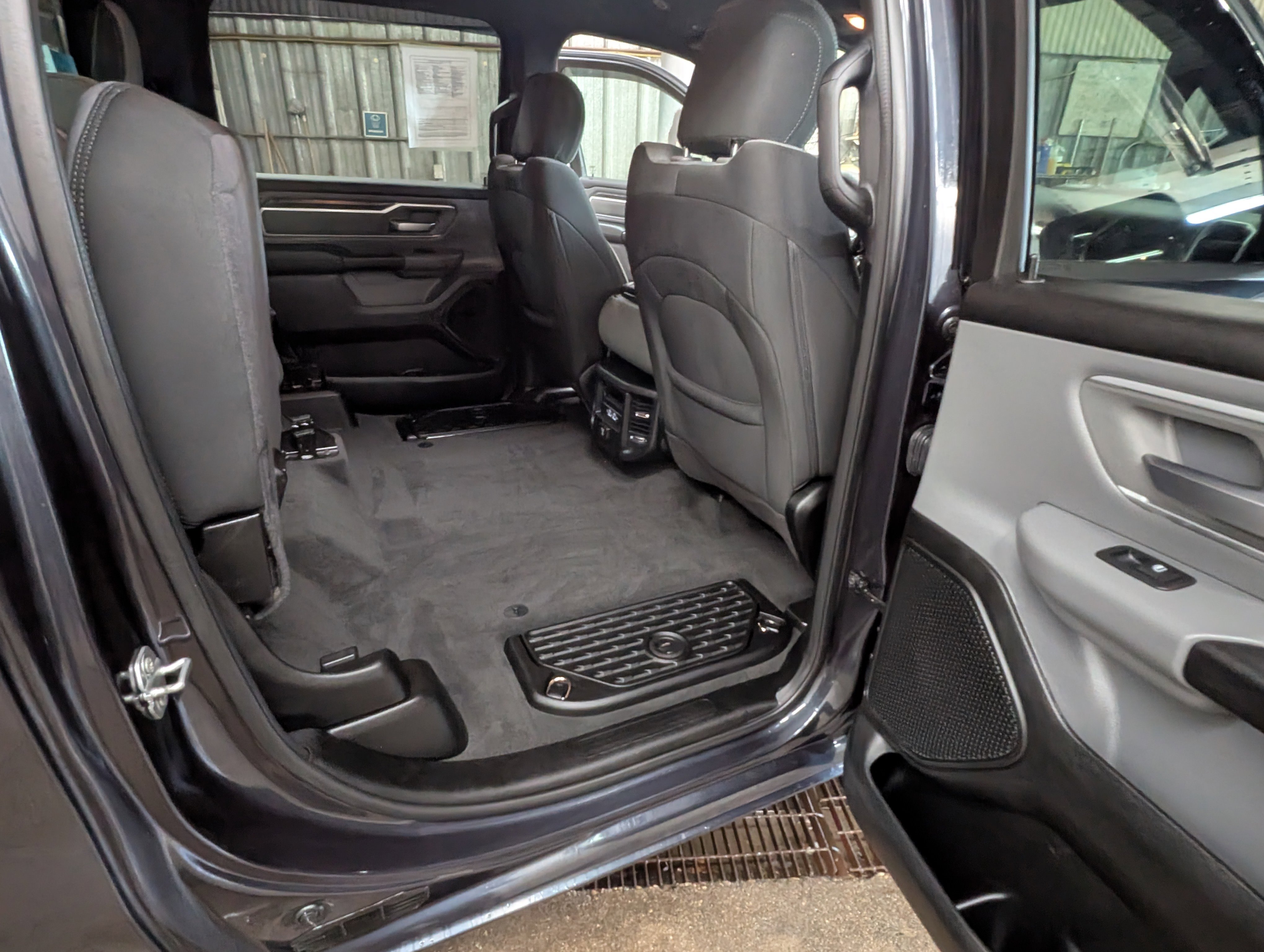 Used 2021 RAM 1500 Big Horn image 6