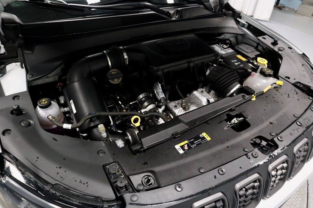 Used 2024 Jeep Compass Trailhawk w/ Trailer Tow Group image 15