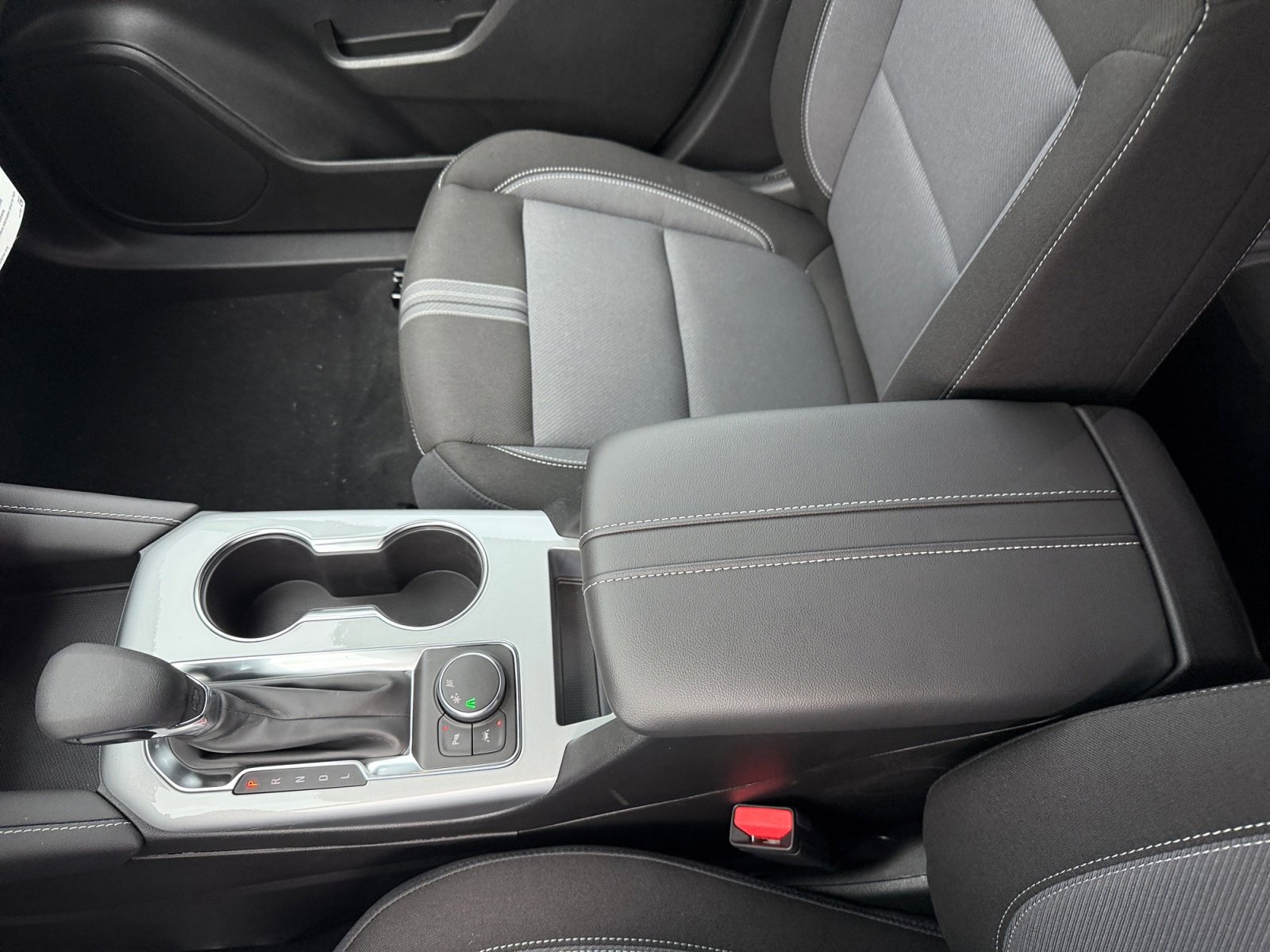 New 2025 Chevrolet Blazer LT w/ Midnight/Sport Edition image 14