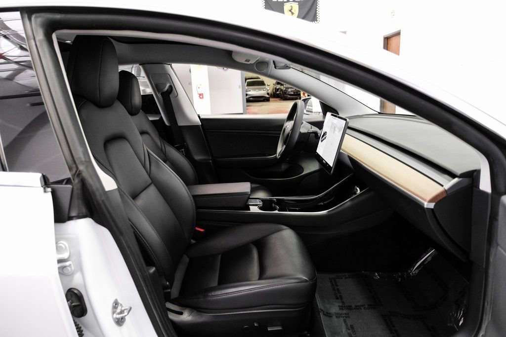 Used 2020 Tesla Model 3 Long Range image 30