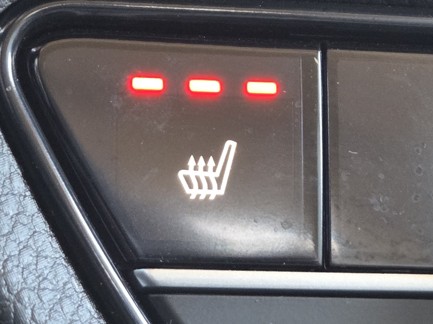 Used 2025 Honda HR-V EX-L image 5