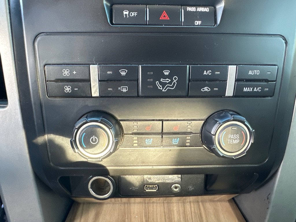 Used 2011 Ford F150 Lariat w/ Lariat Plus Pkg image 21