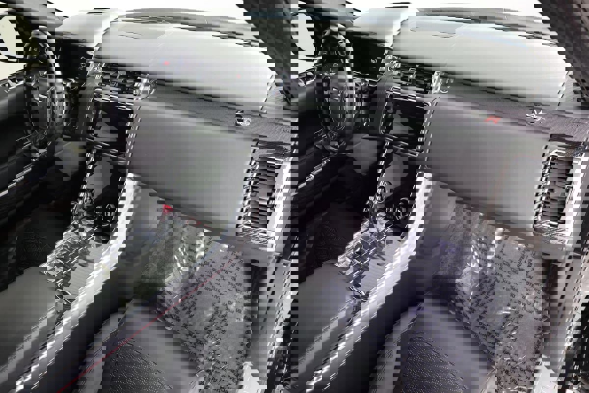 Used 2018 Land Rover Range Rover Sport SVR image 57