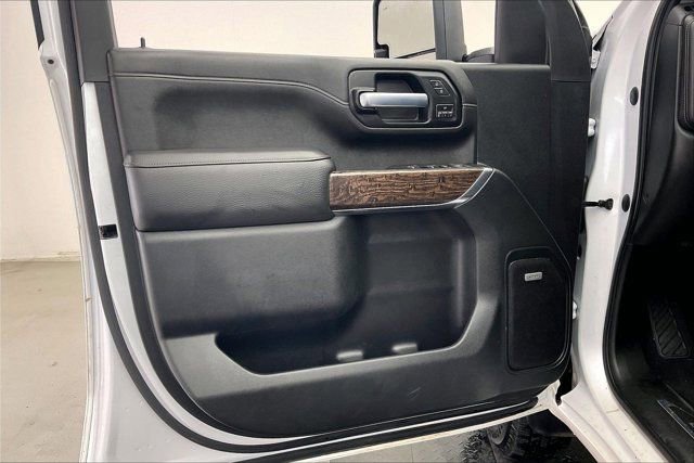 Used 2020 GMC Sierra 3500 Denali w/ Denali Ultimate Package image 23