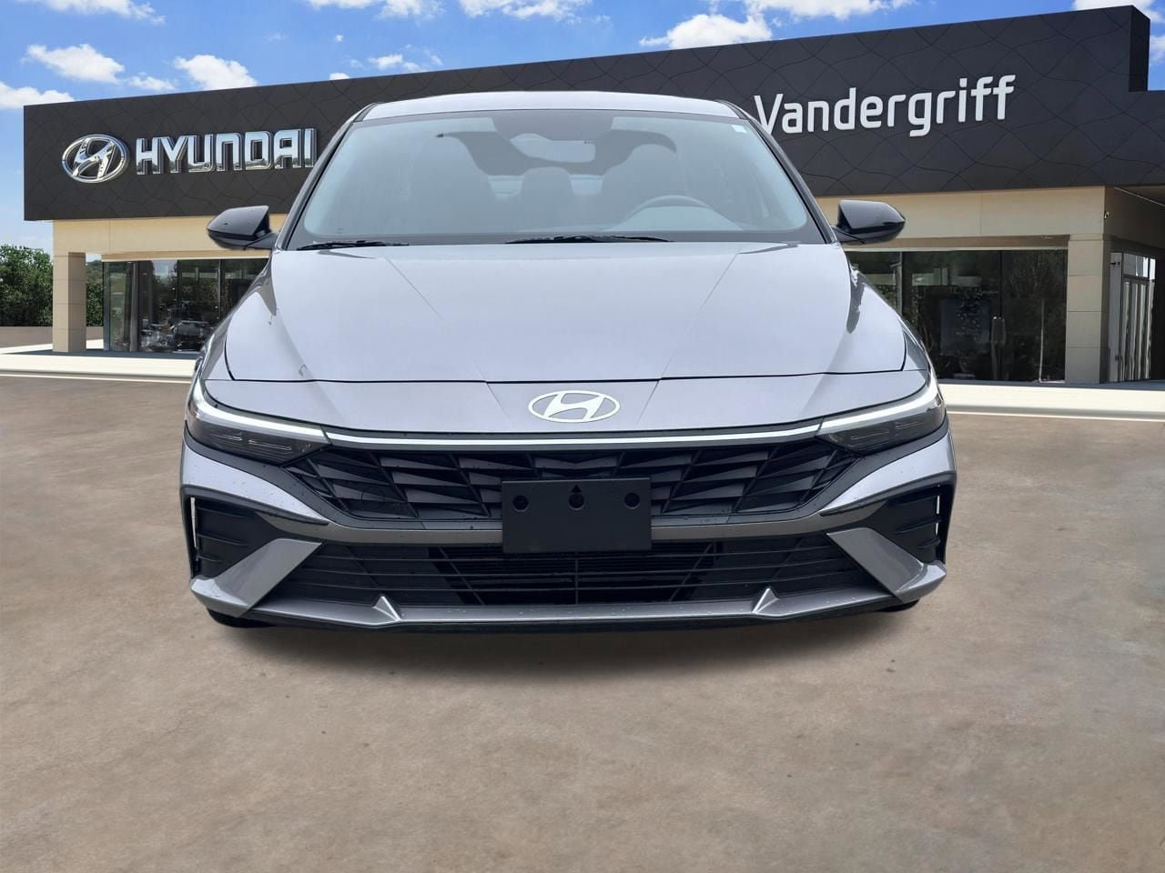 Used 2025 Hyundai Elantra Sport FWD image 5