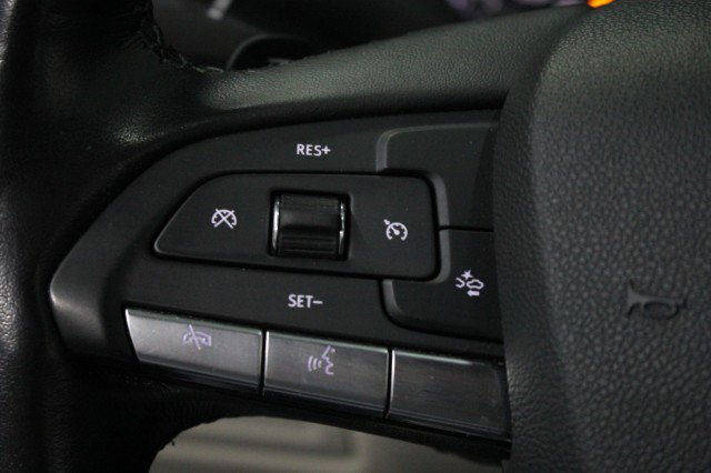 Used 2023 Cadillac XT4 Premium Luxury image 11