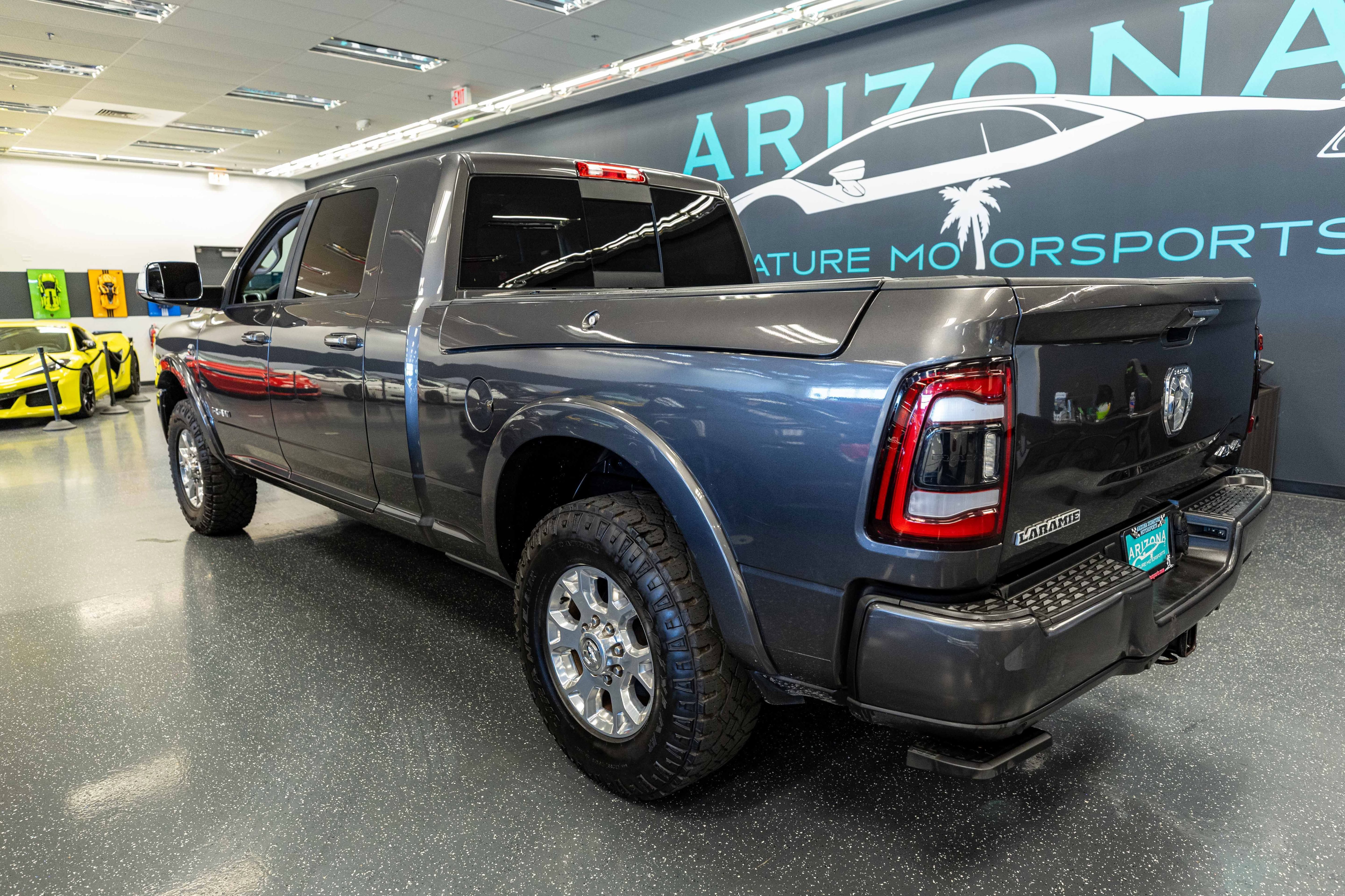 Used 2020 RAM 2500 Laramie AWD/4WD image 9