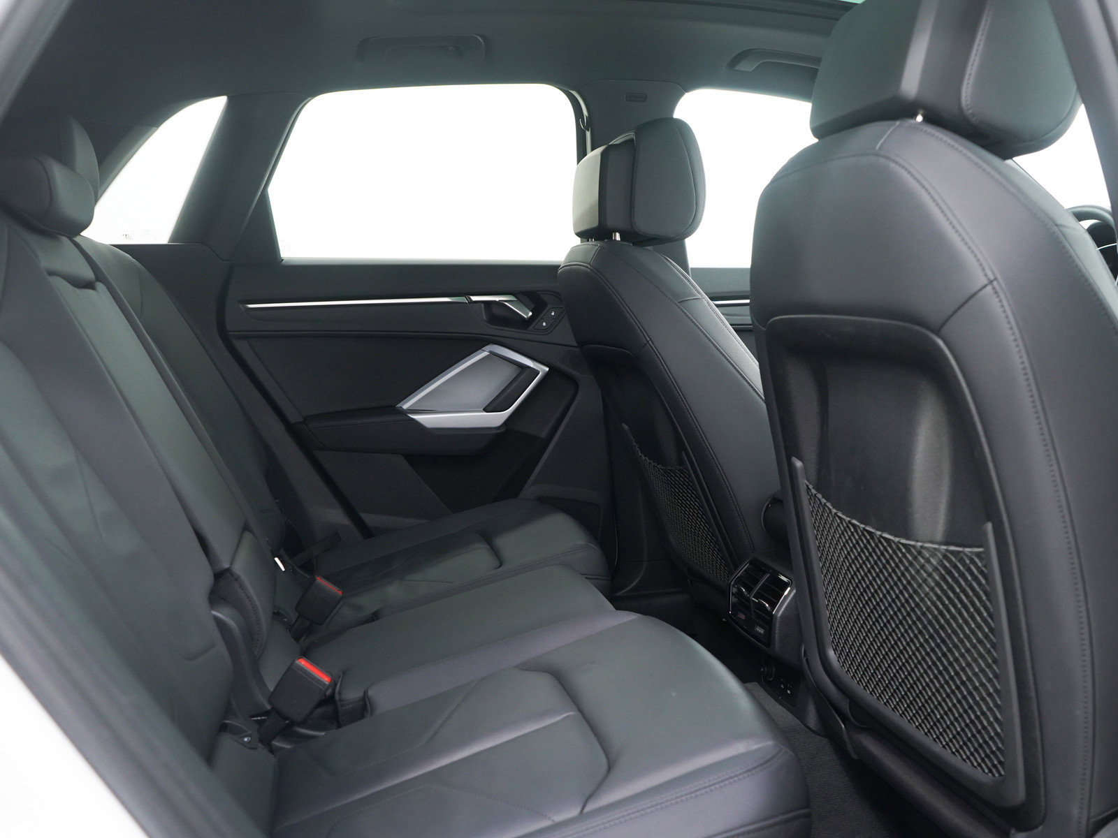 Used 2025 Audi Q3 2.0T Premium image 12