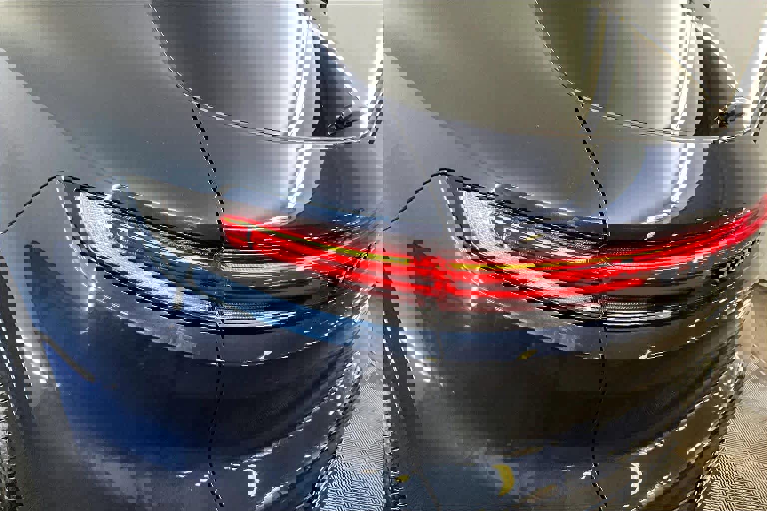 Used 2024 Porsche Cayenne image 27