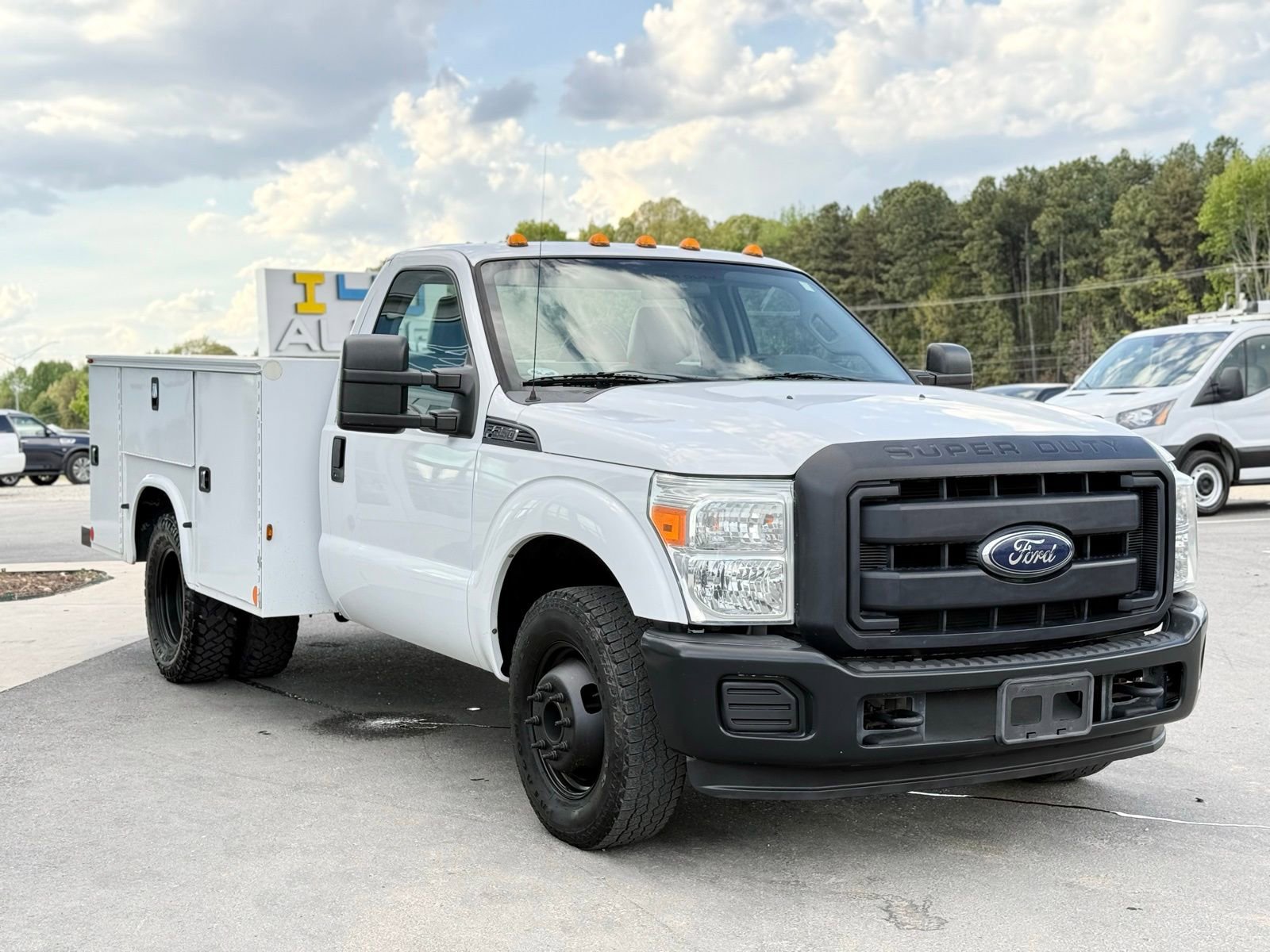 Used 2015 Ford F350 XL image 8