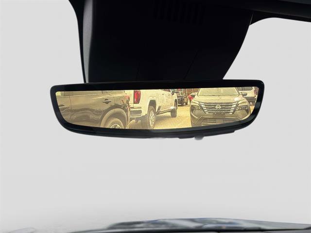 Used 2023 GMC Yukon Denali Ultimate image 32