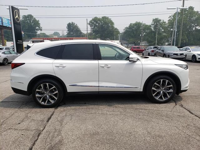 Used 2023 Acura MDX SH-AWD w/ Technology Package image 5