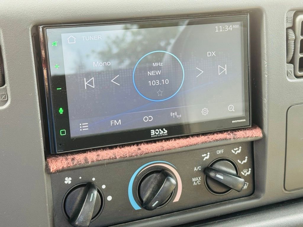 Used 2004 Ford F350 XL image 18