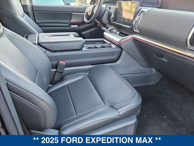New 2025 Ford Expedition Max Platinum w/ Driver's Package image 19