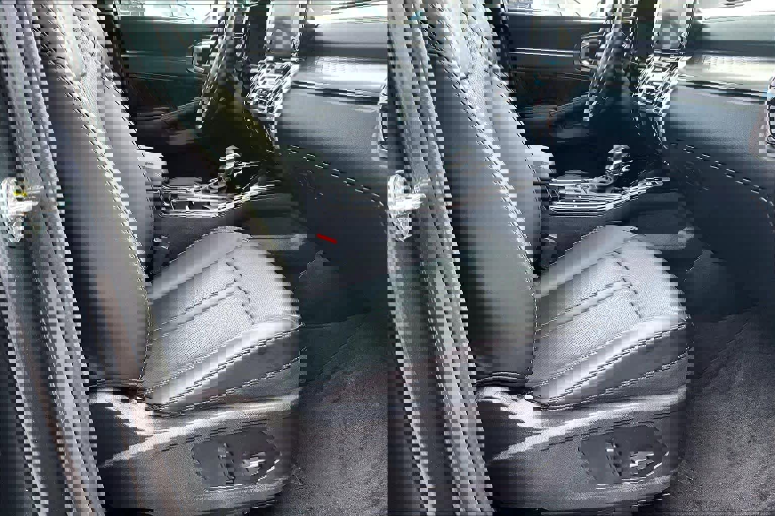 Used 2022 Kia Sorento SX image 7