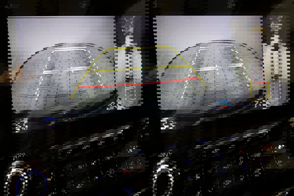 Used 2021 Toyota Highlander Platinum image 7