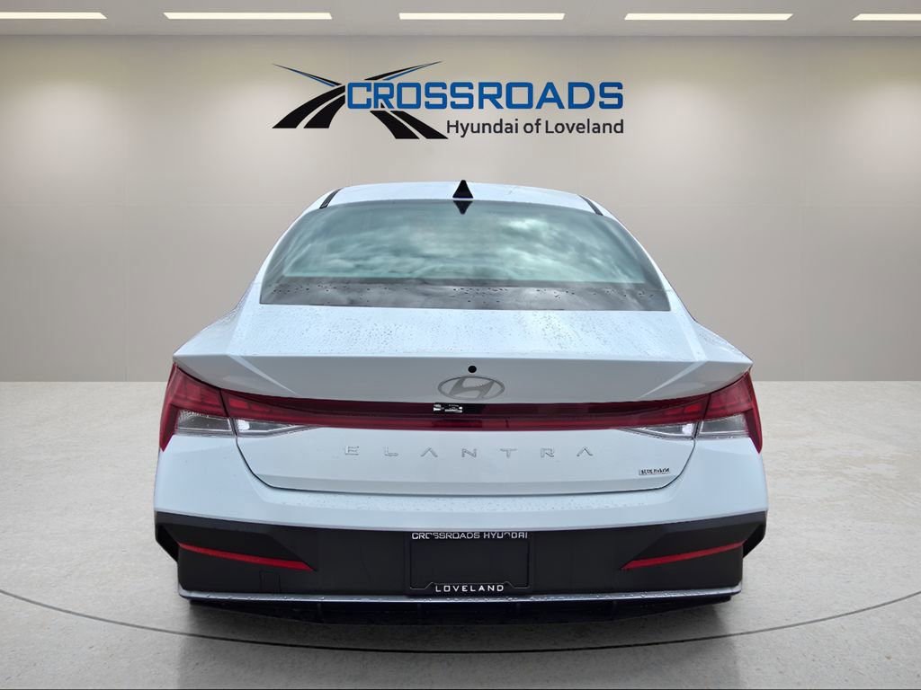 New 2026 Hyundai Elantra Blue image 4