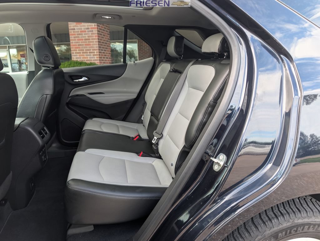 Used 2020 Chevrolet Equinox Premier FWD image 18