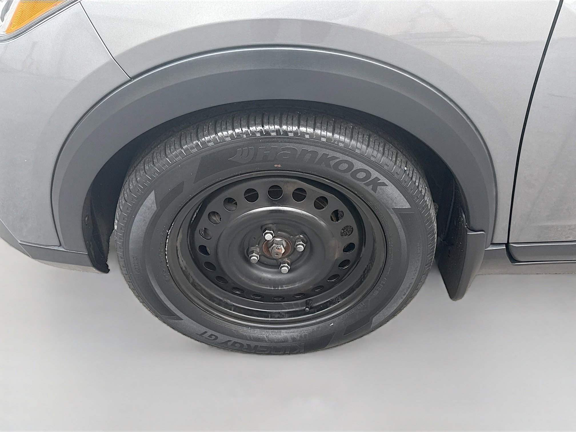 Used 2019 Nissan Kicks S image 35