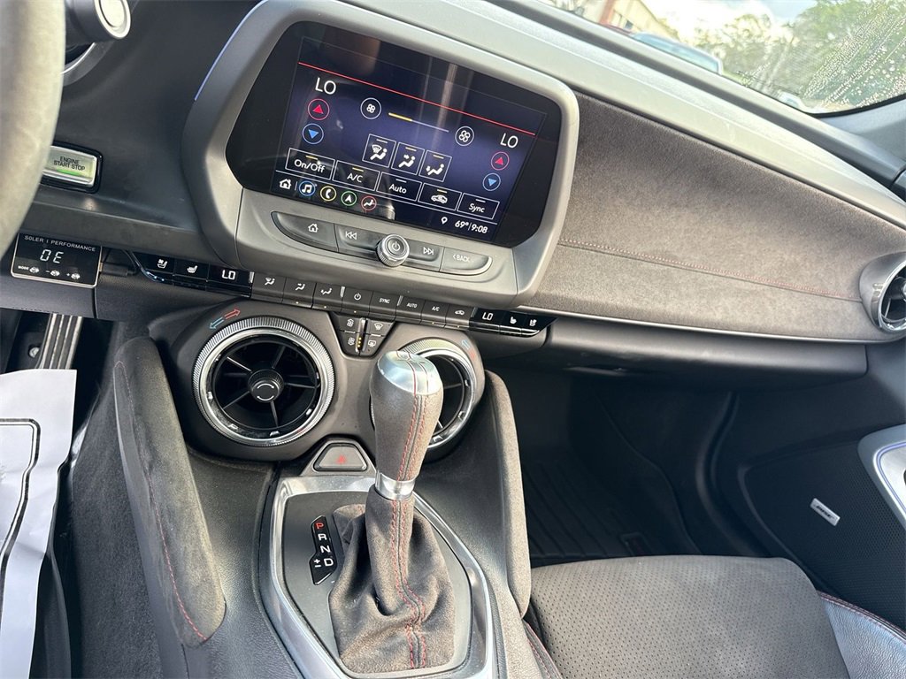 Used 2019 Chevrolet Camaro ZL1 image 17