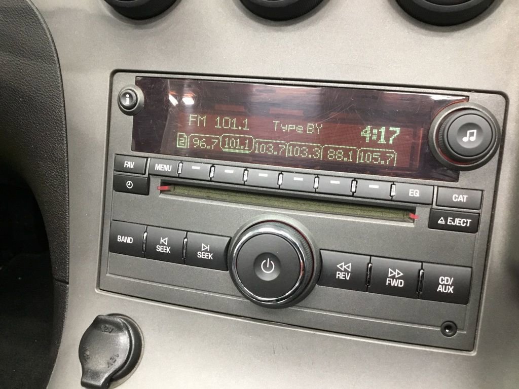 Used 2007 Pontiac Solstice Convertible w/ Premium Package image 20