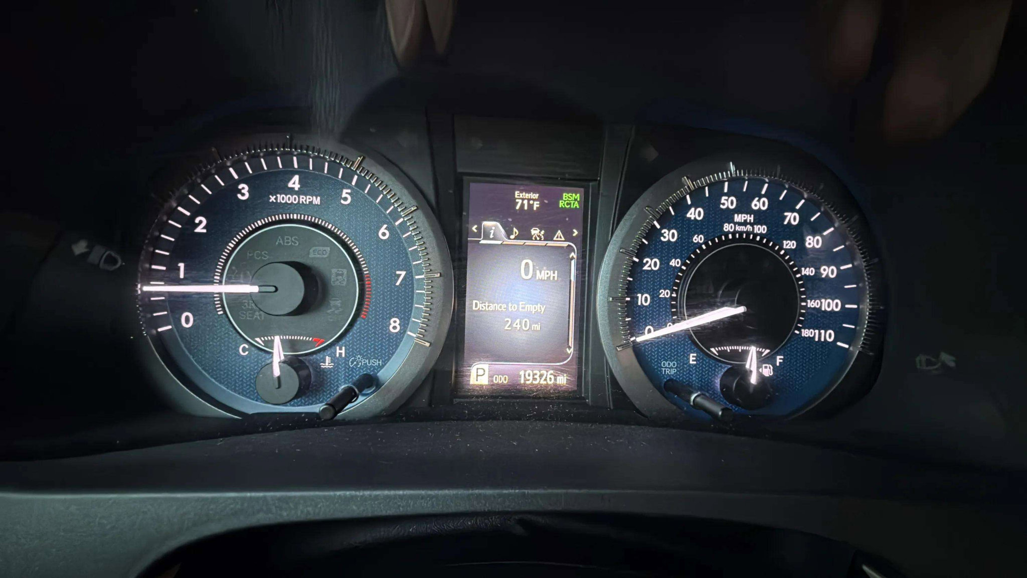 Used 2018 Toyota Sienna XLE image 16