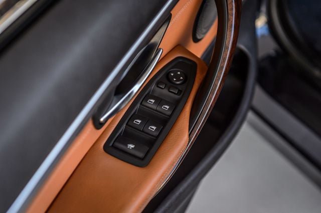 Used 2015 BMW 435i Convertible w/ Luxury Line RWD image 51