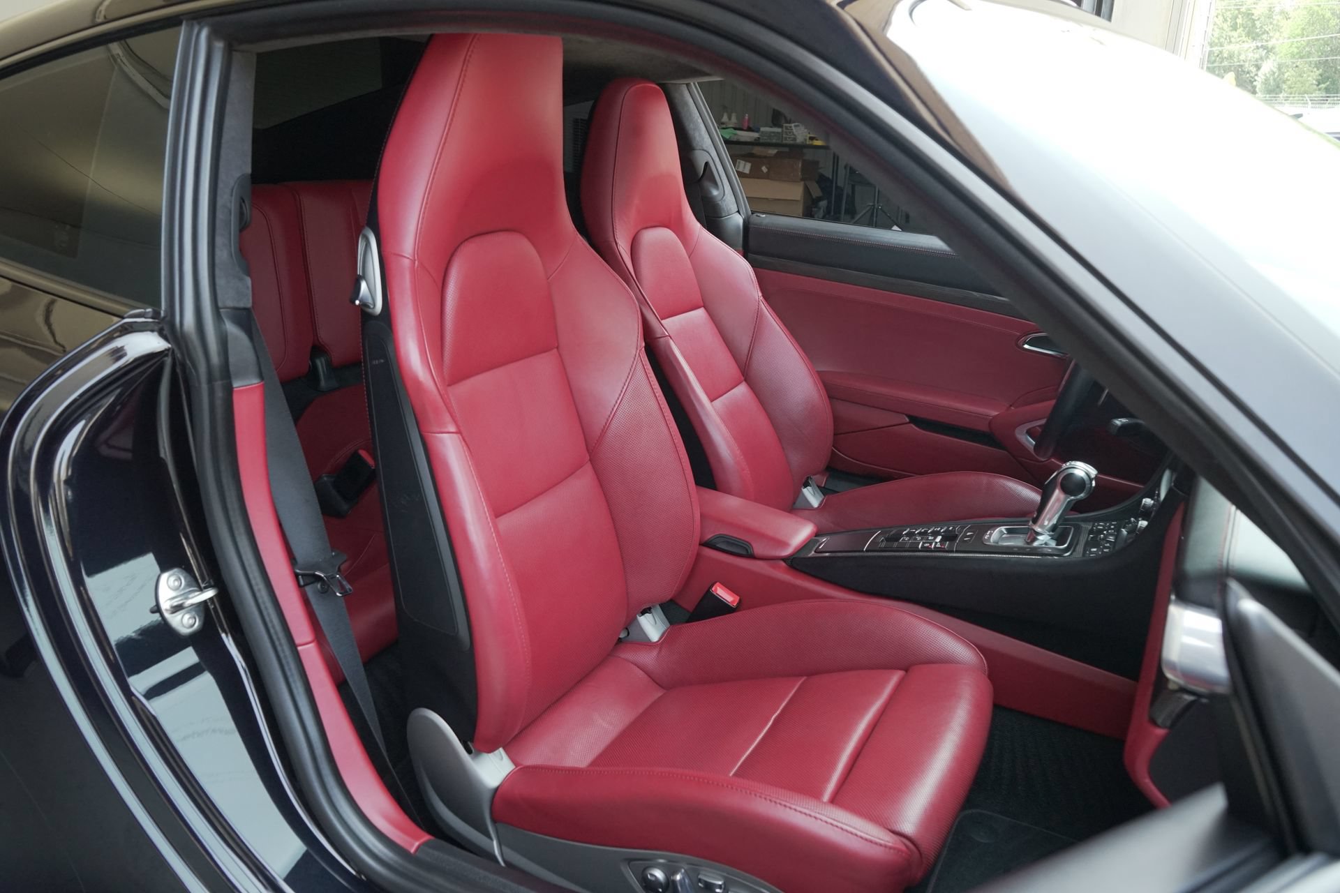 Used 2016 Porsche 911 Turbo S AWD/4WD image 4