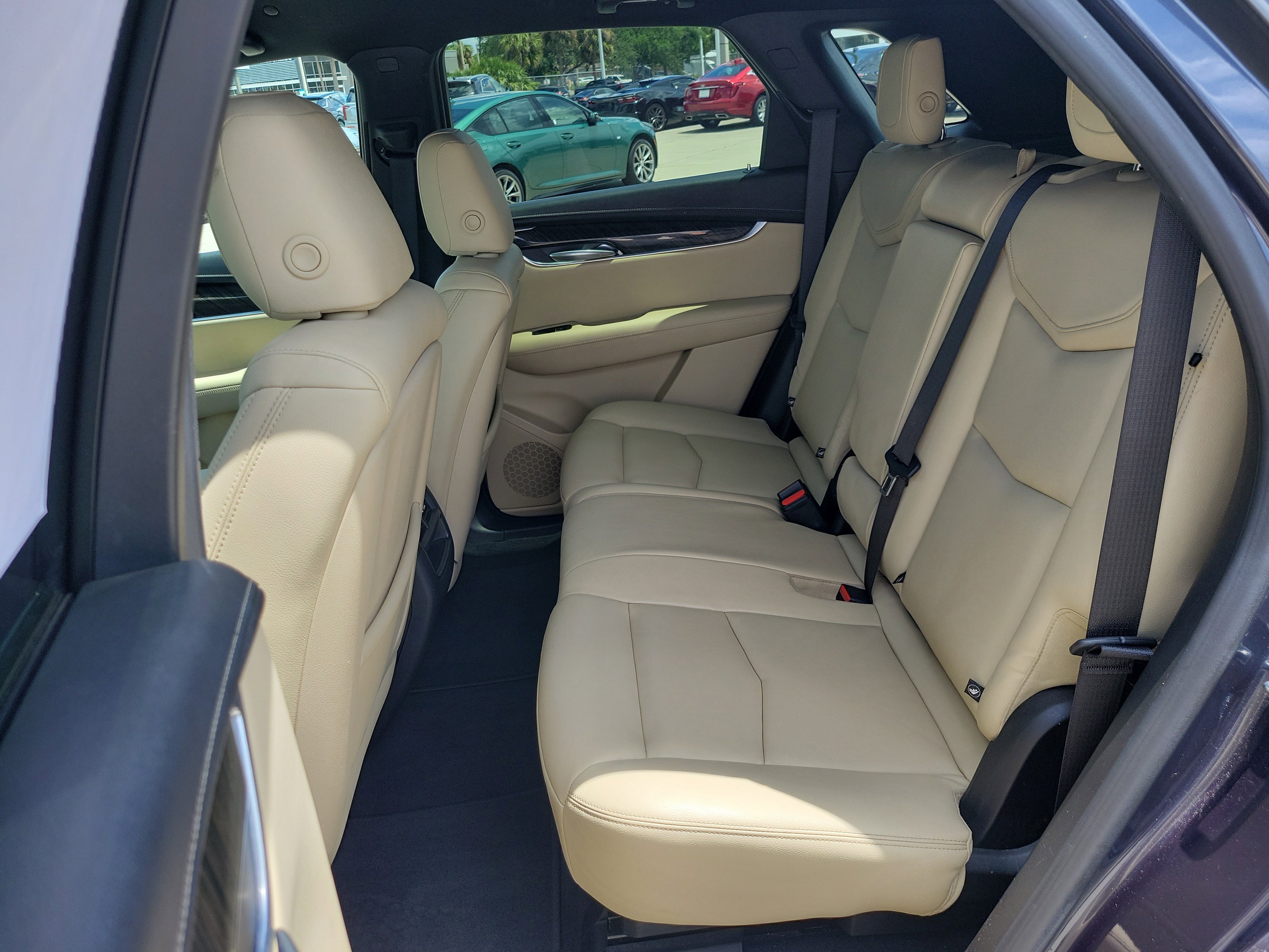 Used 2018 Cadillac XT5 AWD image 17
