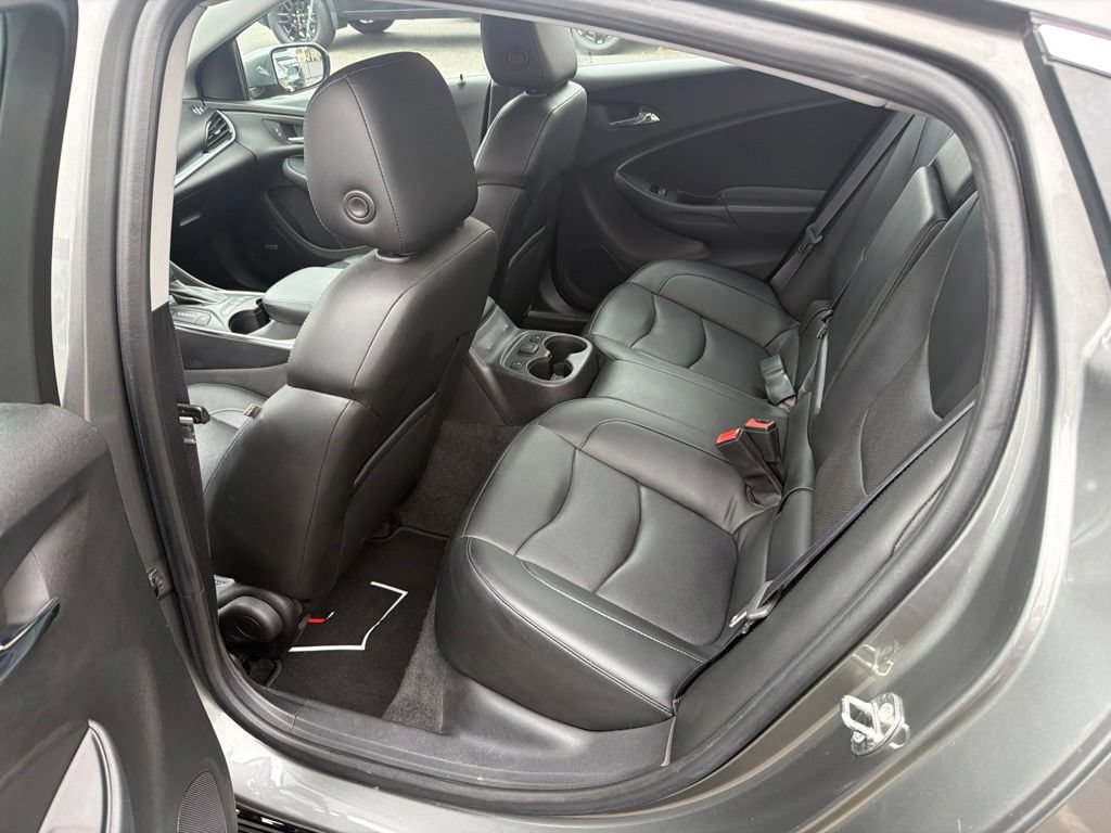 Used 2016 Chevrolet Volt Premier w/ Driver Confidence Package FWD image 8