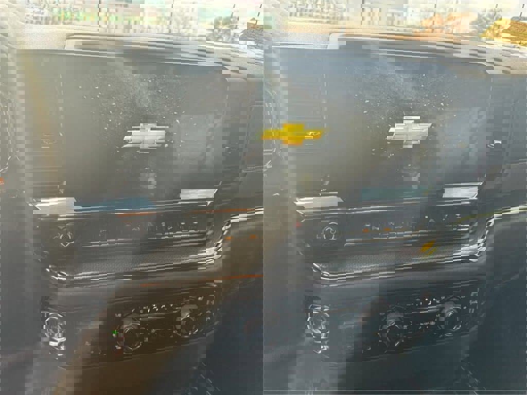 Certified 2024 Chevrolet Silverado 1500 ZR2 image 11