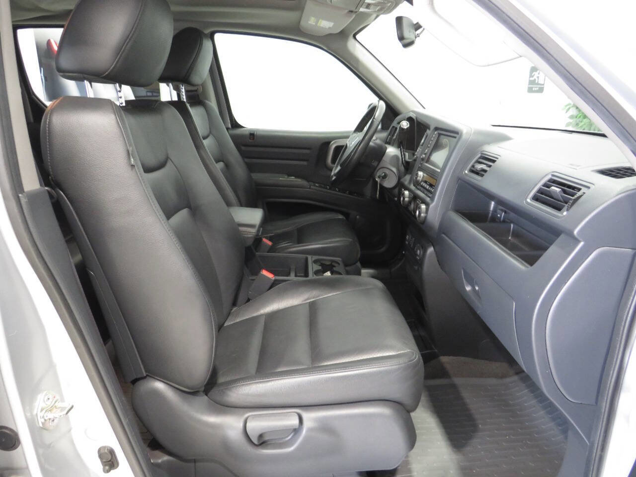 Used 2014 Honda Ridgeline SE image 10