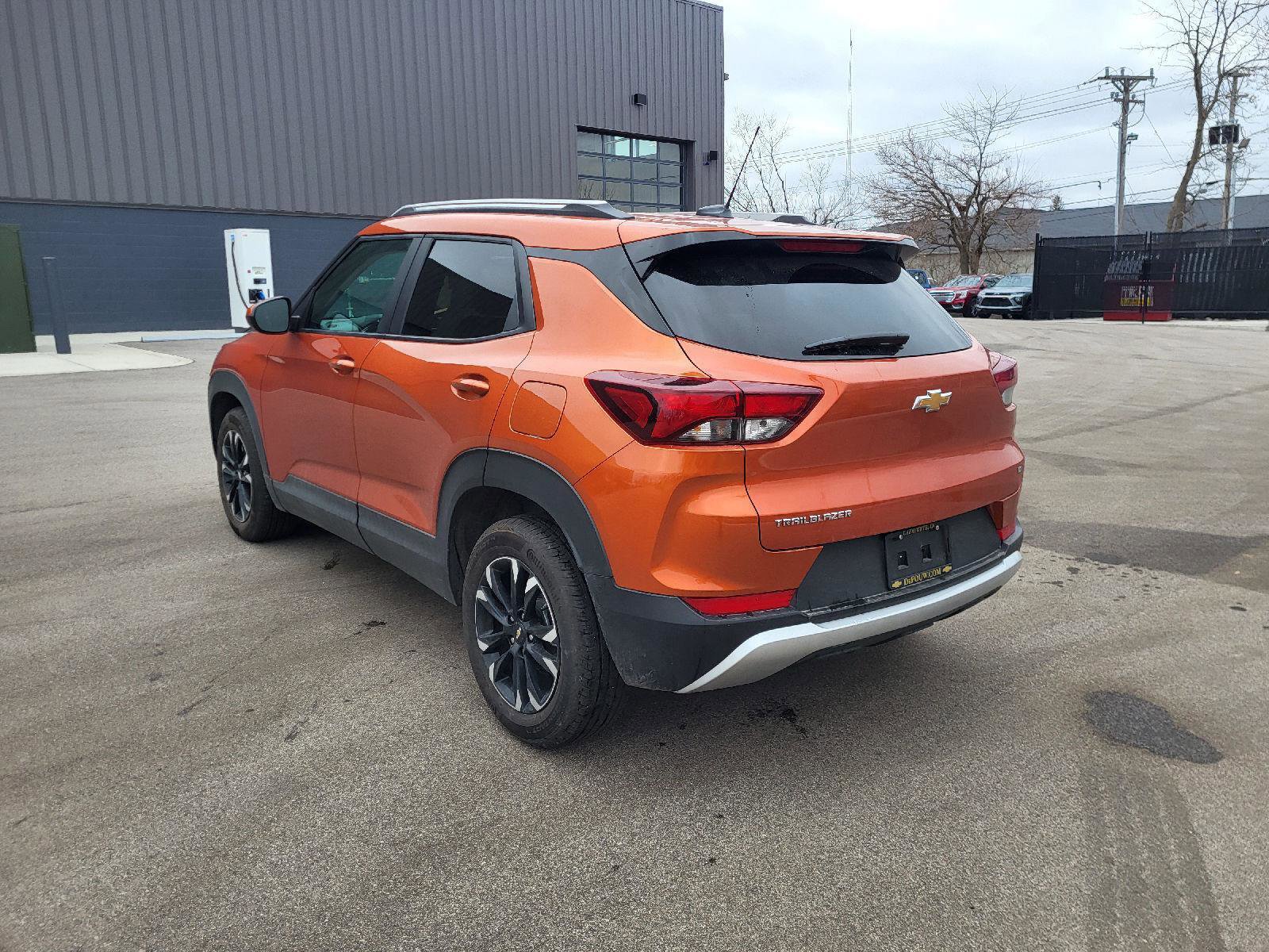 Certified 2023 Chevrolet TrailBlazer LT w/ Convenience Package image 5