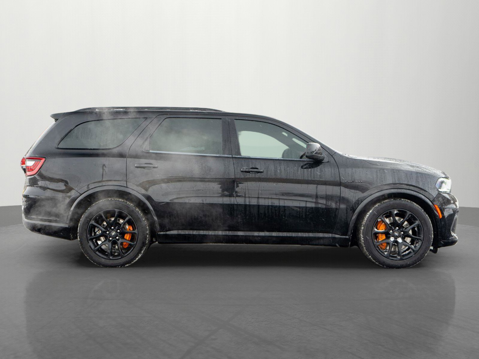 Used 2023 Dodge Durango R/T w/ Hemi Orange Plus Package image 8