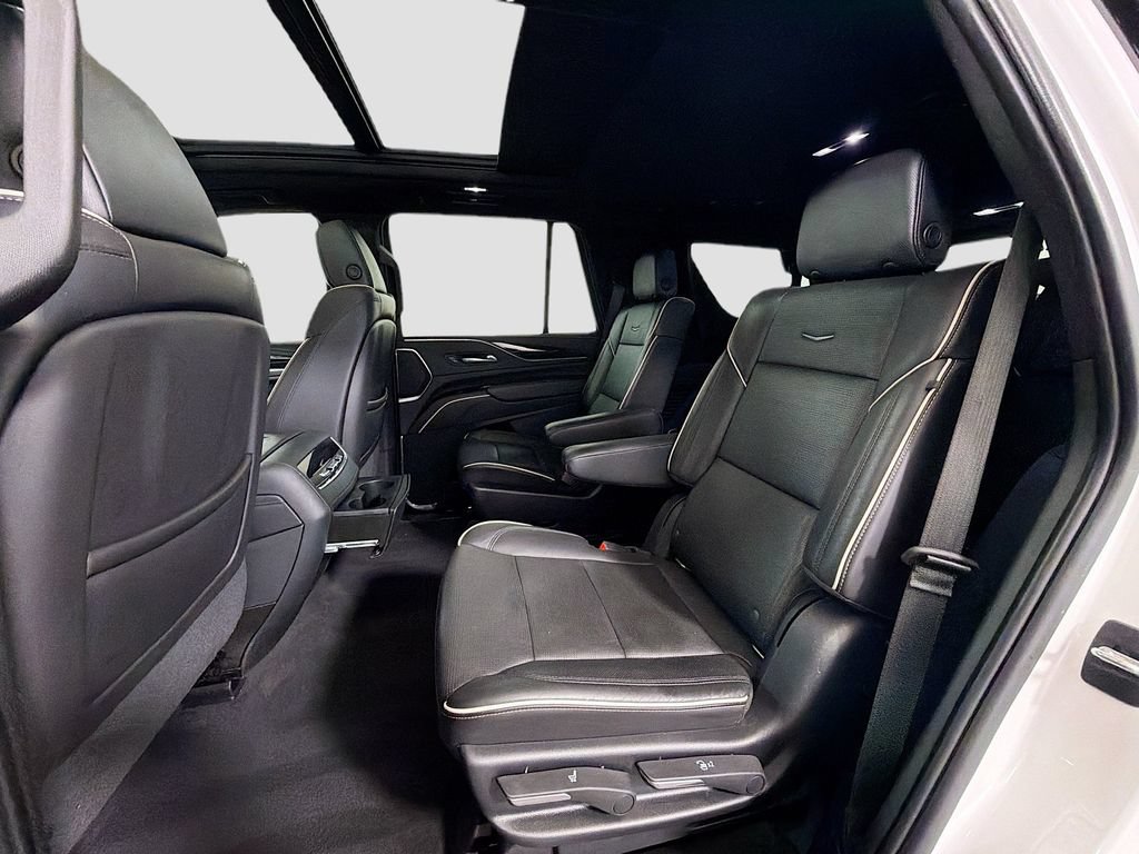 Used 2021 Cadillac Escalade Sport w/ Driver Assist Tech Package AWD/4WD image 26