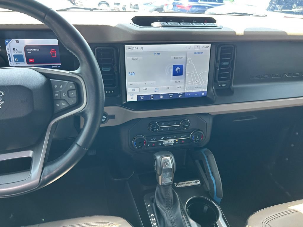 Used 2022 Ford Bronco Wildtrak AWD/4WD image 19