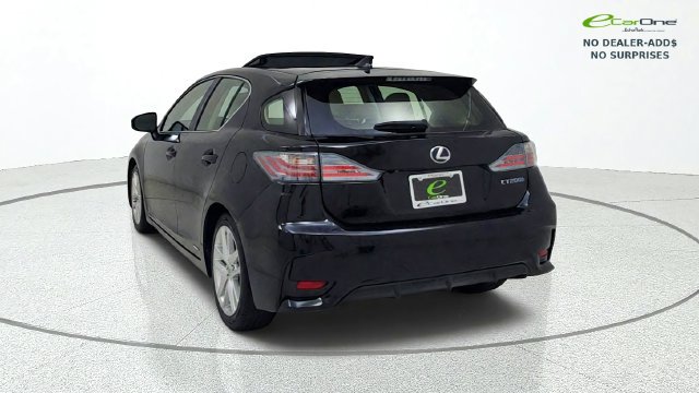 Used 2015 Lexus CT 200h w/ Navigation Package FWD image 6