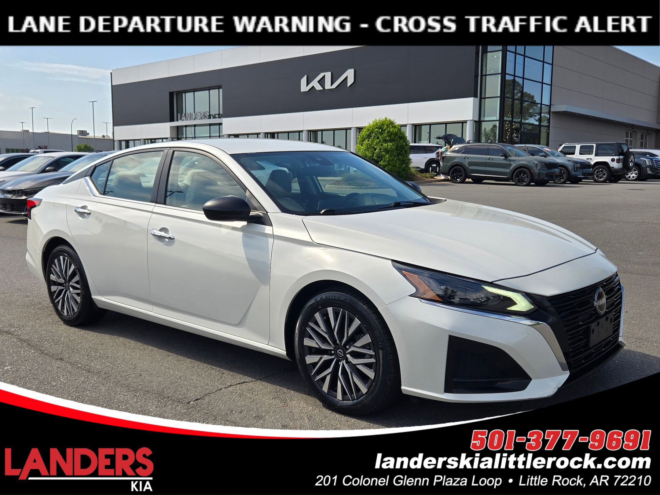 Used 2024 Nissan Altima 2.5 SV FWD video 1
